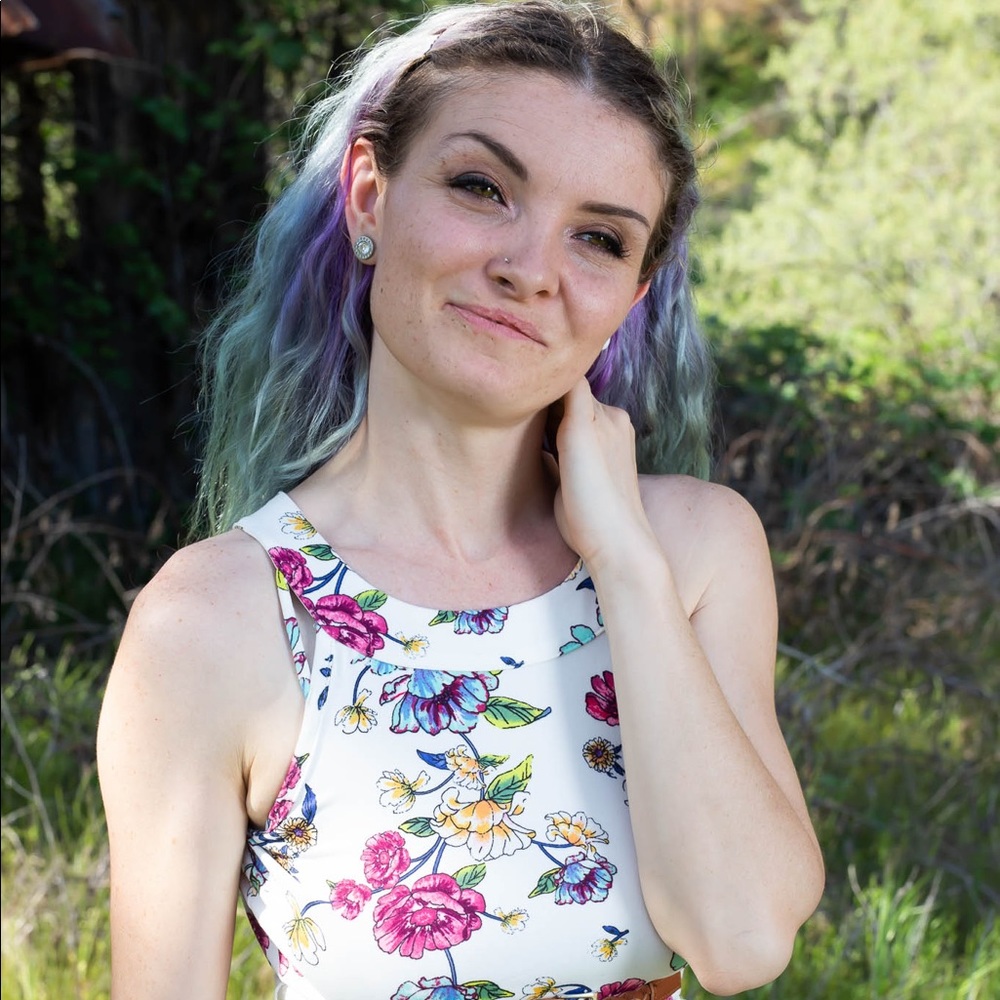 Meet your Posher, Justine